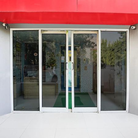 Hotel O Vibrant Residency Ahmedabad Extérieur photo