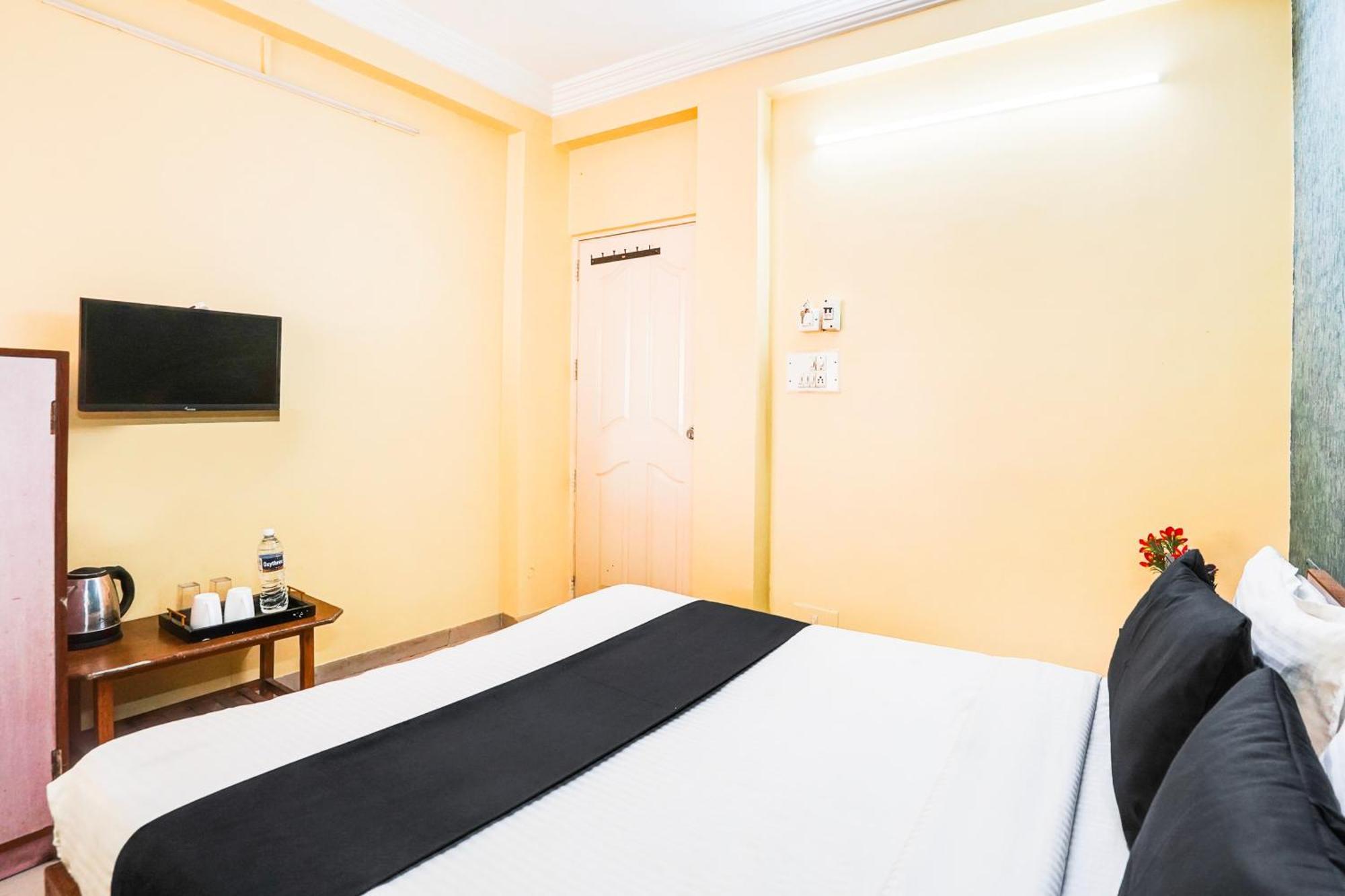 Hotel O Vibrant Residency Ahmedabad Extérieur photo